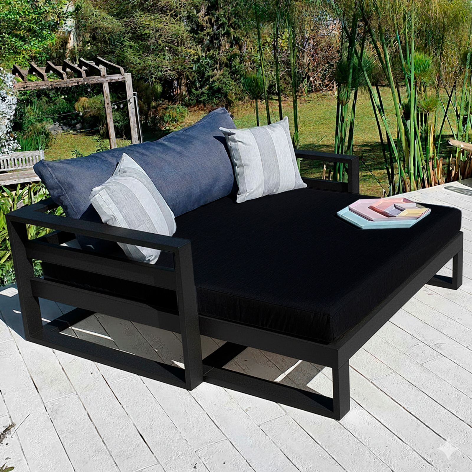 WhatsApp Image 2025-12-14 at 20.05.07 (1)